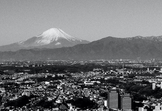 Tokyo skyline with Fuji